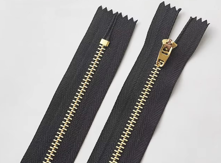 Self-Locking Zipper 3# 5# 8# Brass metal Closure Zipper Metal Material