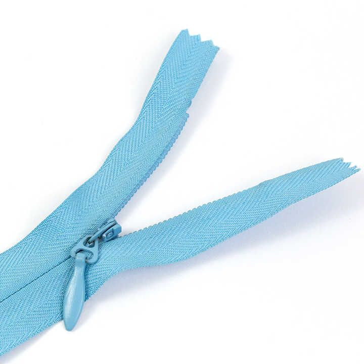 Factory Wholesale 5# Long Chain Nylon Zippers by Rolls for Bag